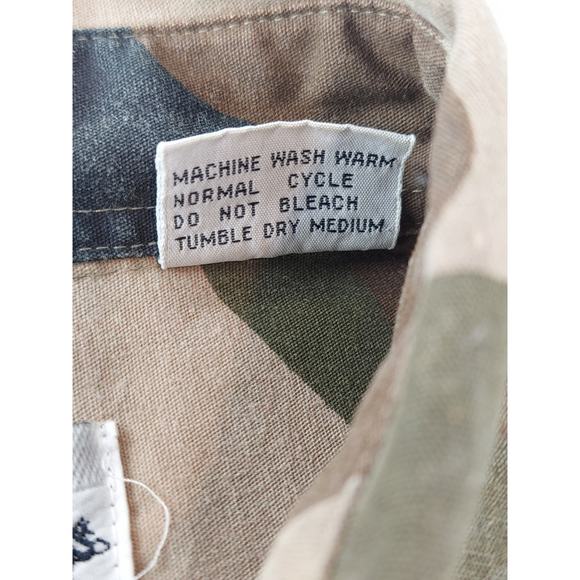 Winchester Men's Camo Hunting Button Up Embroidered Logo Shirt Medium - Picture 8 of 16